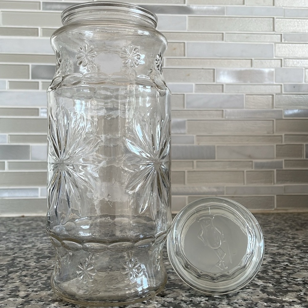 Vintage 1980 Mr. Peanut Anchor Hocking Glass Jar